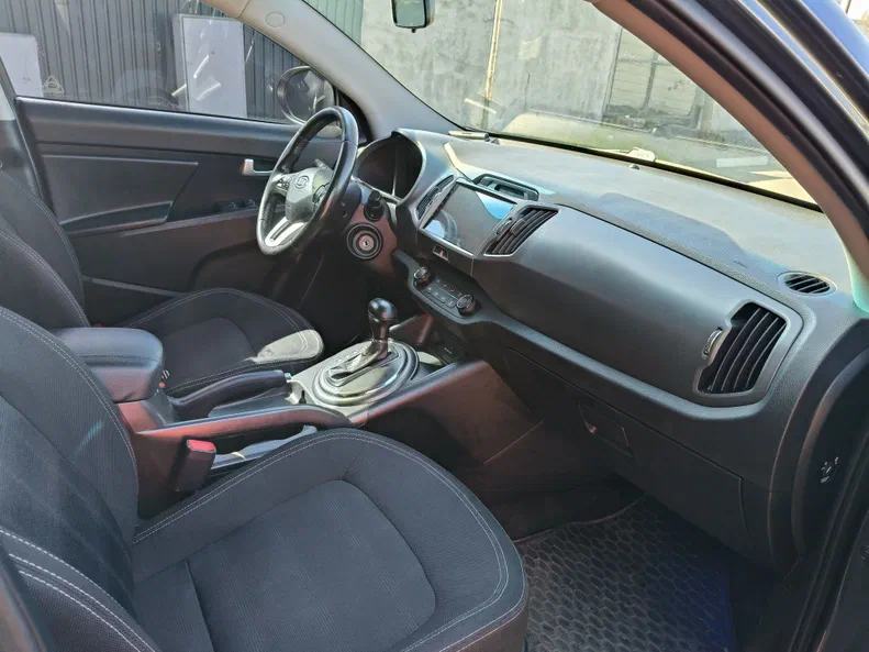 Kia Sportage 2012 - 11