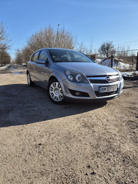 Opel Astra 2008 - 0