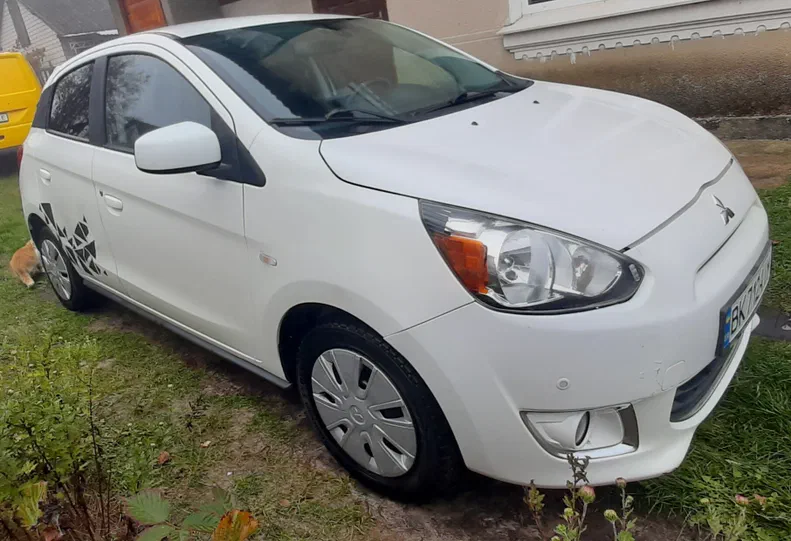 Mitsubishi Mirage 2015