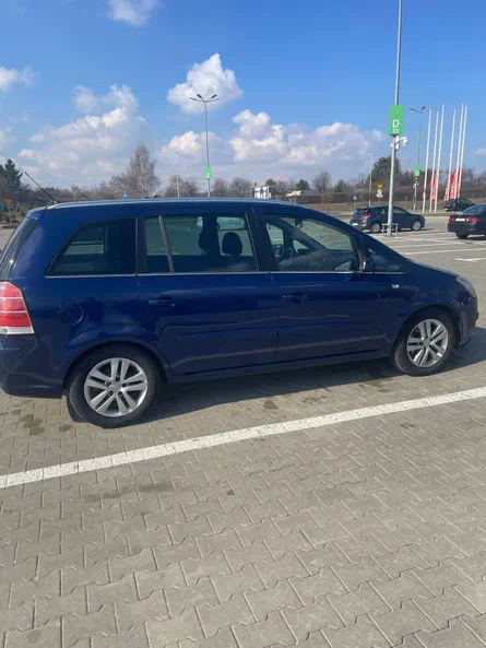 Opel Zafira 2007 - 6