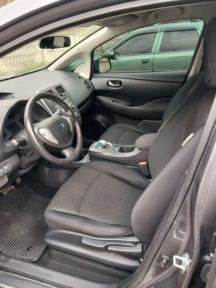 Nissan Leaf 2014 - 6