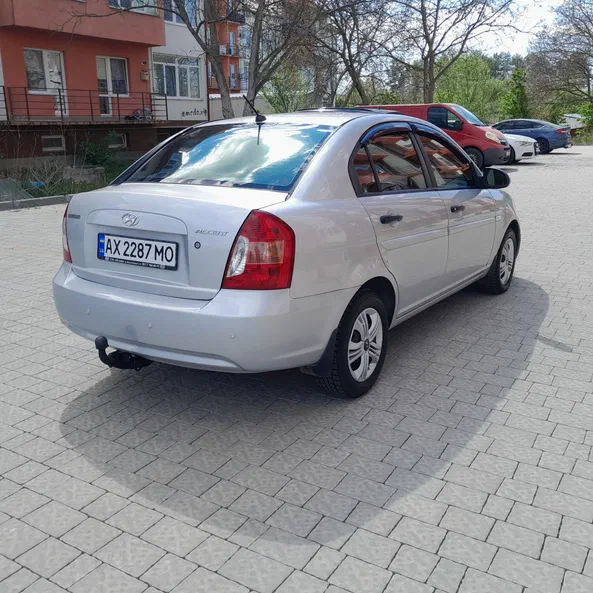 Hyundai Accent 2008