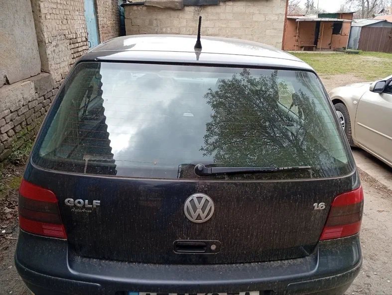Volkswagen Golf 2002