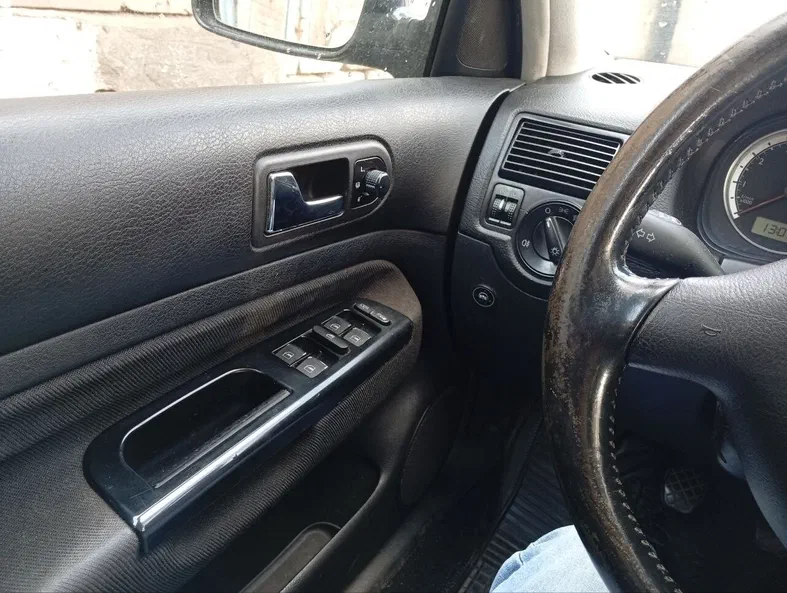 Volkswagen Golf 2002