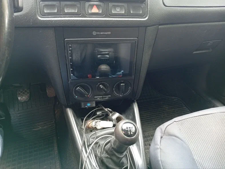 Volkswagen Golf 2002