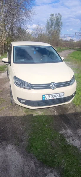 Volkswagen Touran 2015