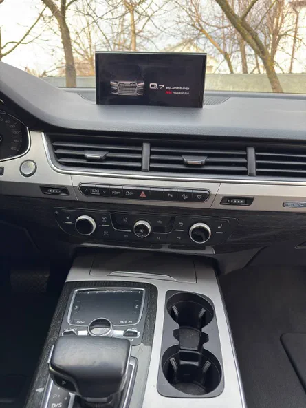 Audi Q7 2018 - 7