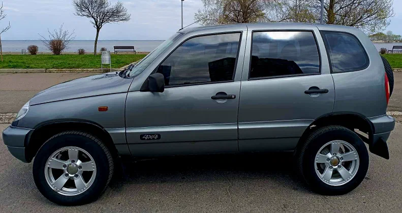 Chevrolet Niva 2008