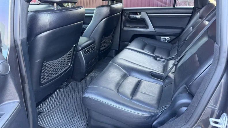 Toyota Land Cruiser 2012 - 20