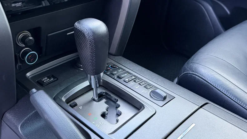 Toyota Land Cruiser 2012 - 16