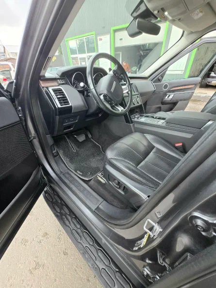 Land Rover Discovery 2018 - 13