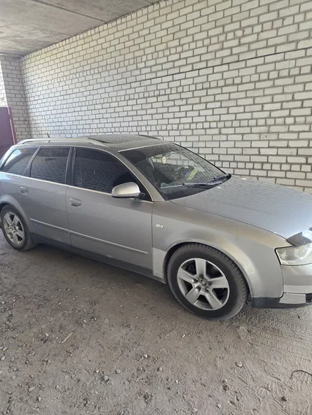 Audi A4 2001 - 1