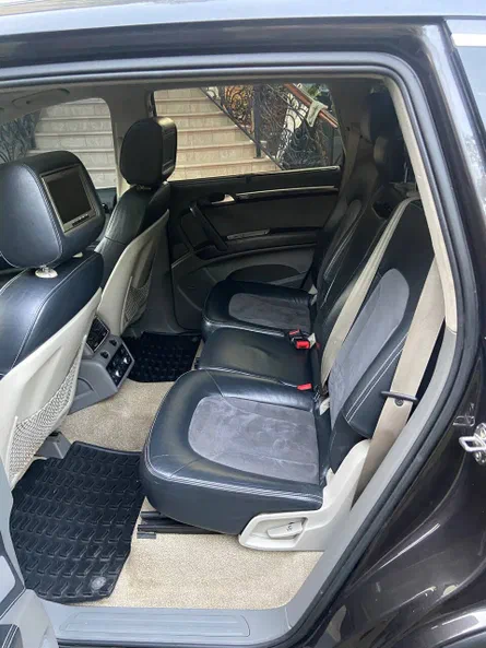 Audi Q7 2007 - 8