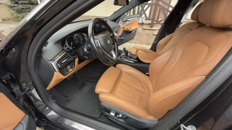 BMW 5 серія 2019 - 8