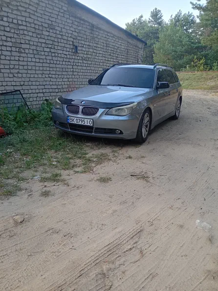 BMW 5 серія 2005 - 9