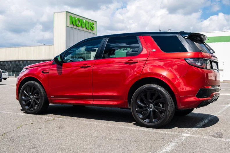 Land Rover Discovery Sport 2021