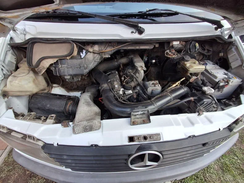 Mercedes-Benz 312D 1998 - 24