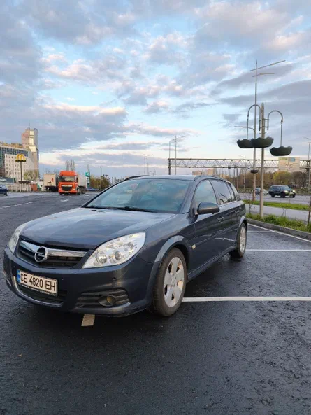 Opel Signum 2005