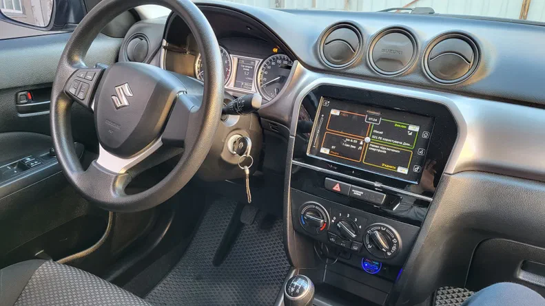 Suzuki Vitara 2023 - 9