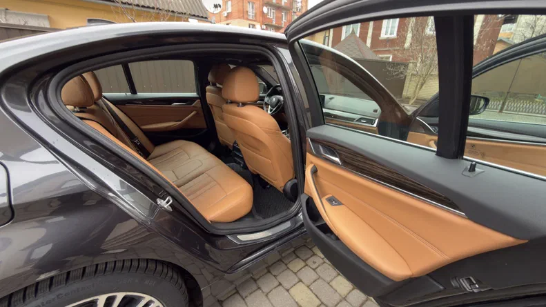 BMW 5 серія 2019 - 5