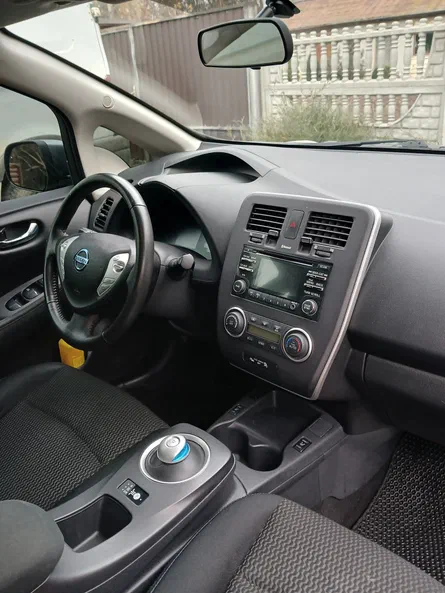 Nissan Leaf 2014 - 5