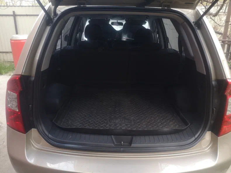 Kia Carens 2008 - 14