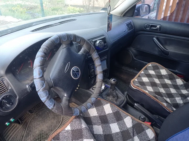 Volkswagen Golf 2003 - 5