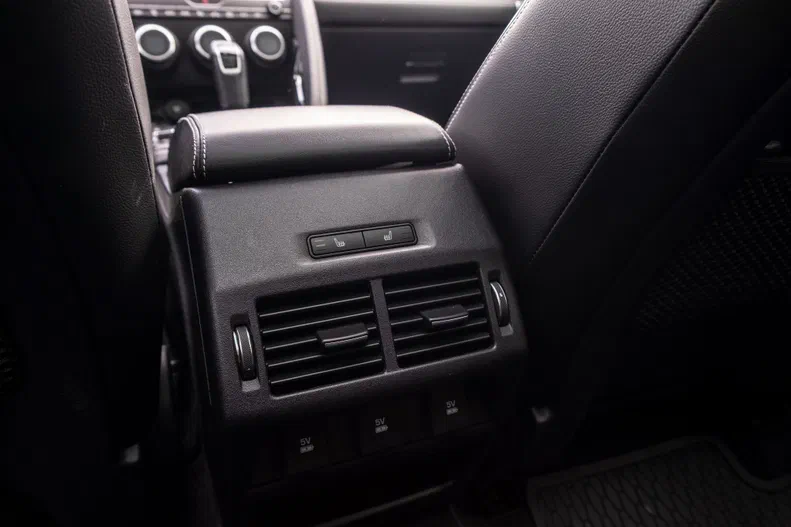 Jaguar E-Pace 2019 - 21