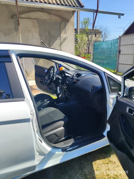 Ford Fiesta 2013 - 6