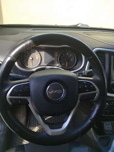 Jeep Cherokee 2017 - 8