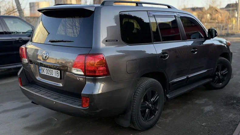 Toyota Land Cruiser 2012 - 10