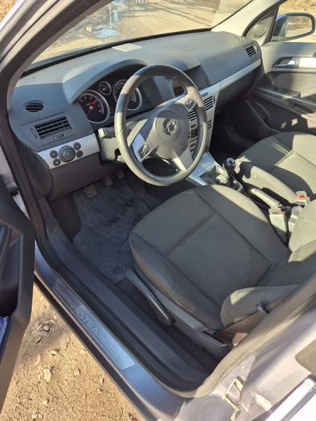 Opel Astra 2008 - 6