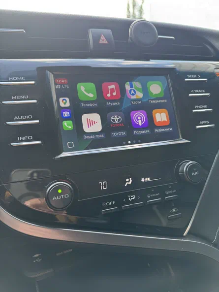 Toyota Camry 2018 - 6