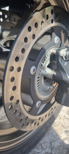 Suzuki Burgman (SkyWave) 400 2014 - 7