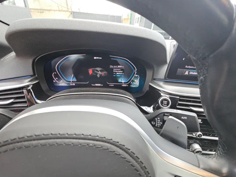 BMW 5 серии 2022 - 7