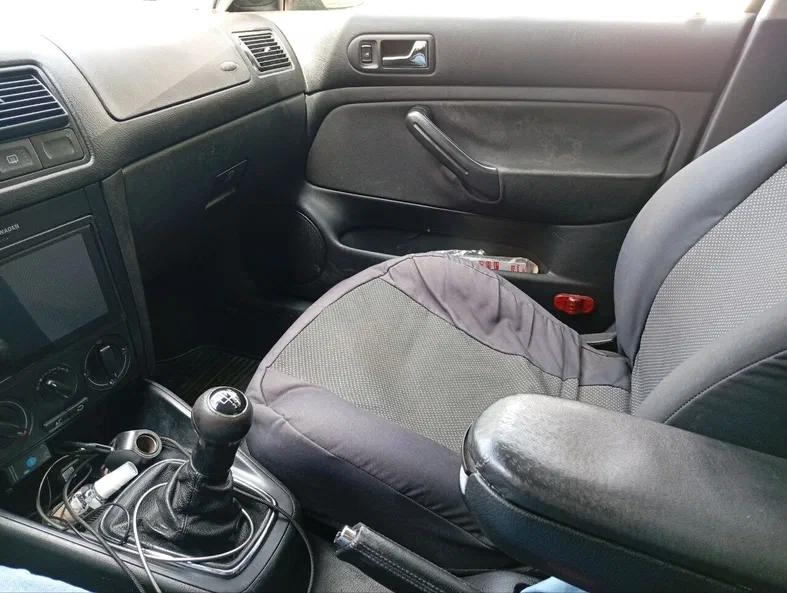 Volkswagen Golf 2002 - 8