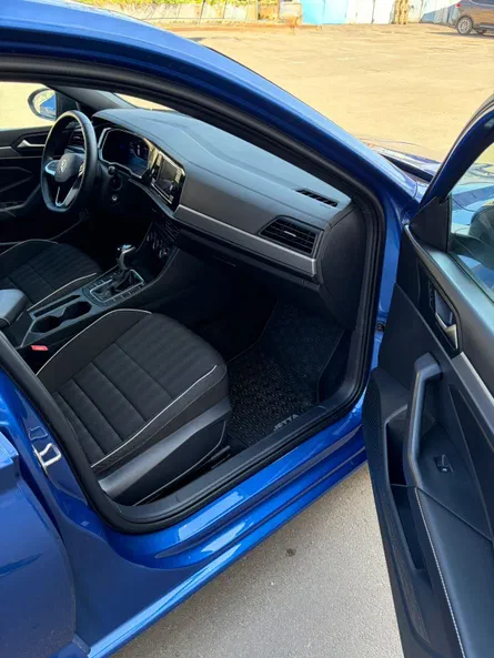 Volkswagen Jetta 2023 - 10