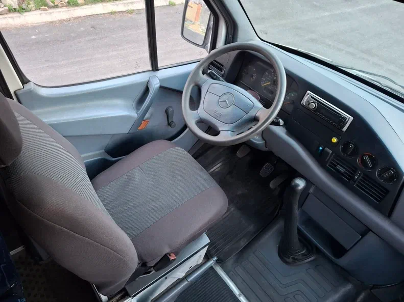 Mercedes-Benz 312D 1998 - 16