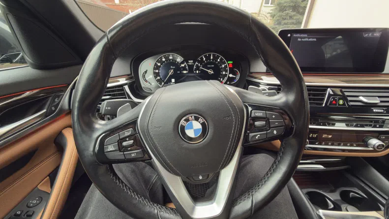 BMW 5 серія 2019 - 13