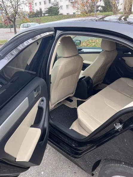 Volkswagen Jetta 2013 - 7