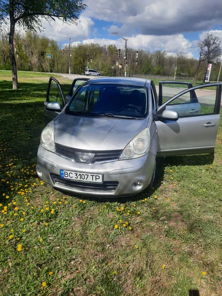 Nissan Note 2008 - 9