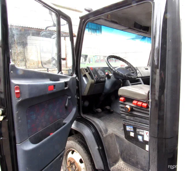 Mercedes-Benz VARIO 2002