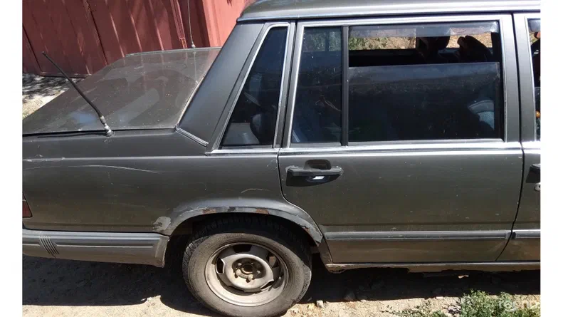 Volvo 300 Series 1986