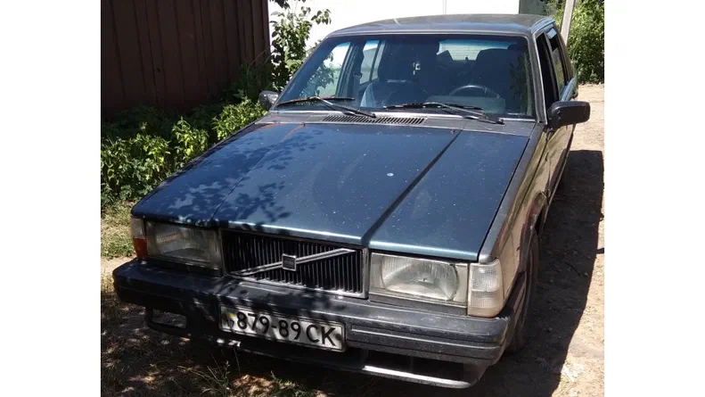 Volvo 300 Series 1986