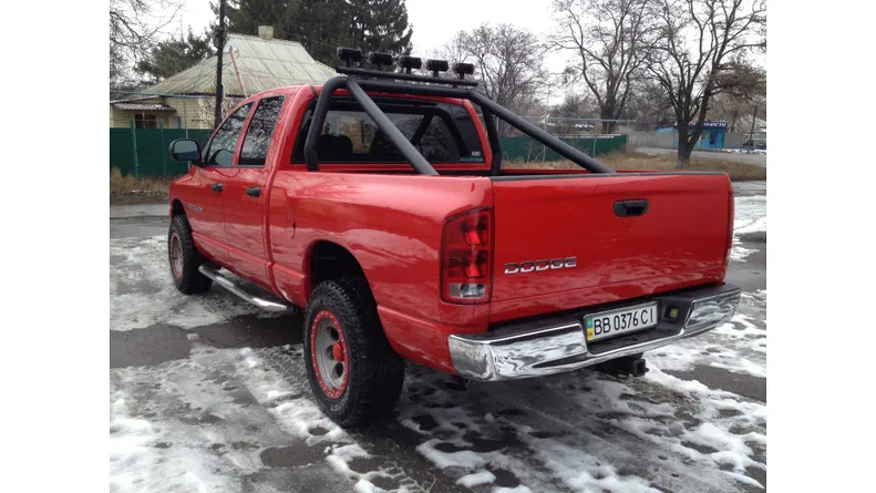 Dodge RAM 2004 - 5