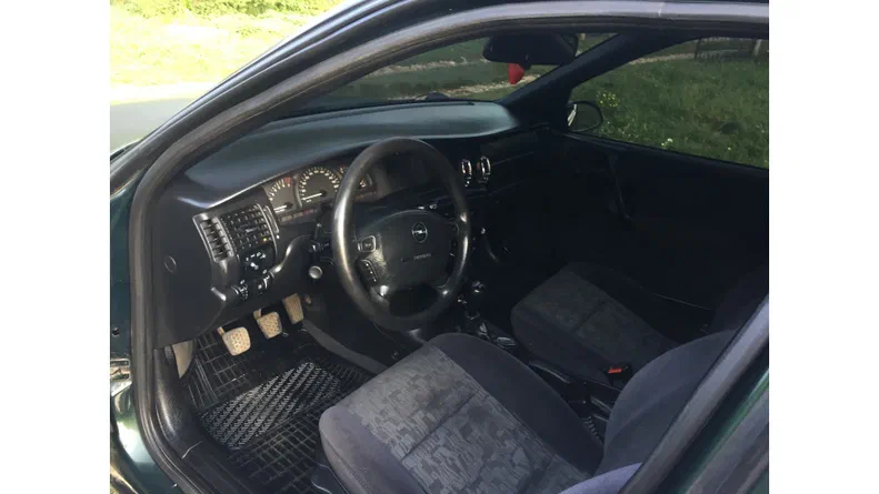 Opel Vectra 1998 - 10