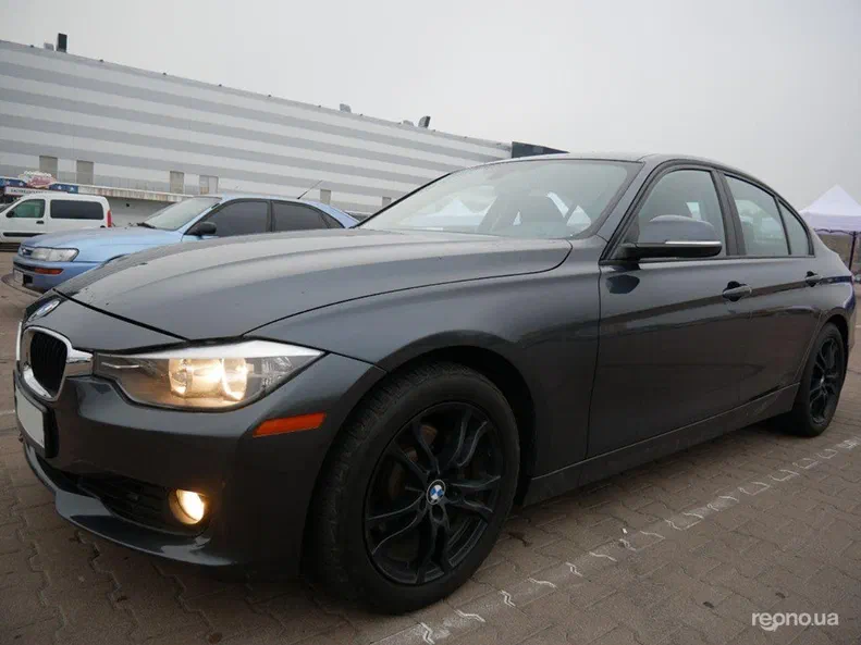 BMW 3 серія 2013 - 8