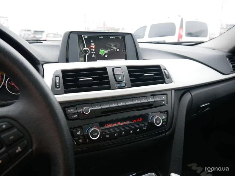 BMW 3 серія 2013 - 11