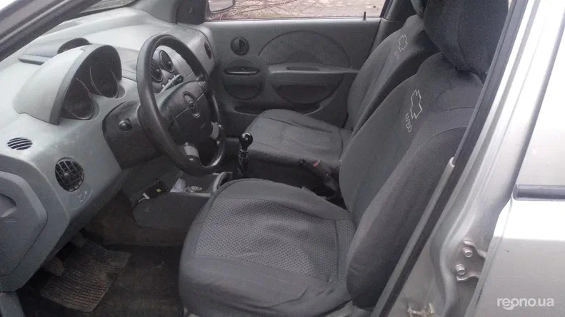 Chevrolet Aveo 2004 - 10