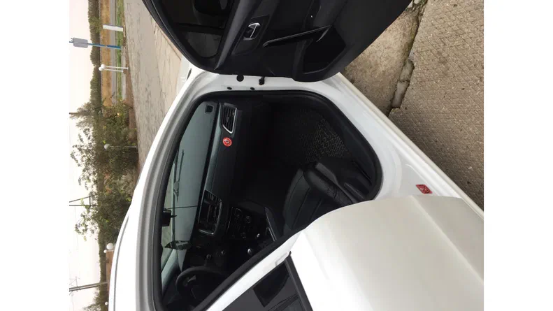 Peugeot 508 2011 - 9